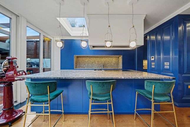136, Cairnfield Avenue, London photo 2