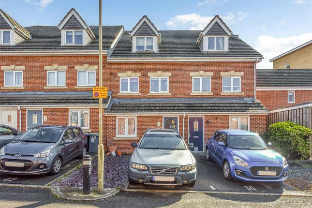 Thumbnail Terraced house for sale in Billys Copse, Havant