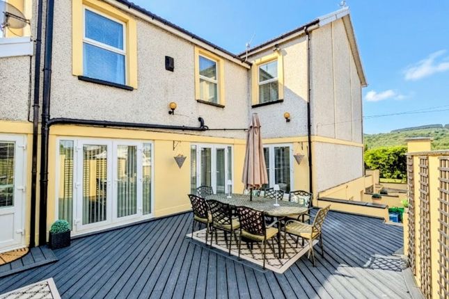 4 Hampton Place, Merthyr Tydfil photo 4