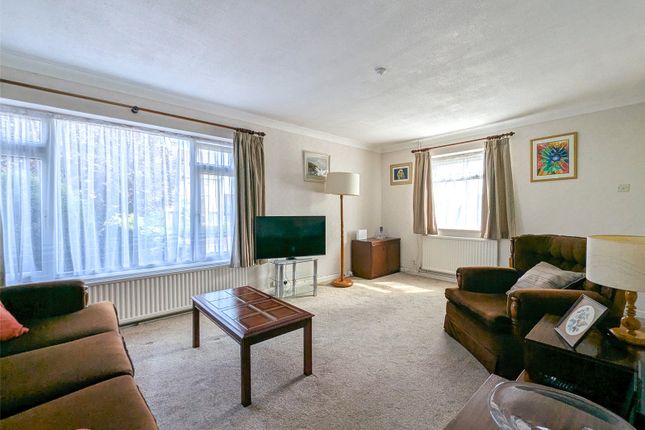 1, St. Helens Drive, Bristol photo 2