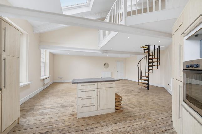 58 Osterley Views, West Park Road, London photo 4