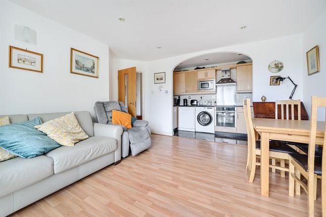 Flat 116, Tower Point, 52, Sydney Road, Enfield photo 4