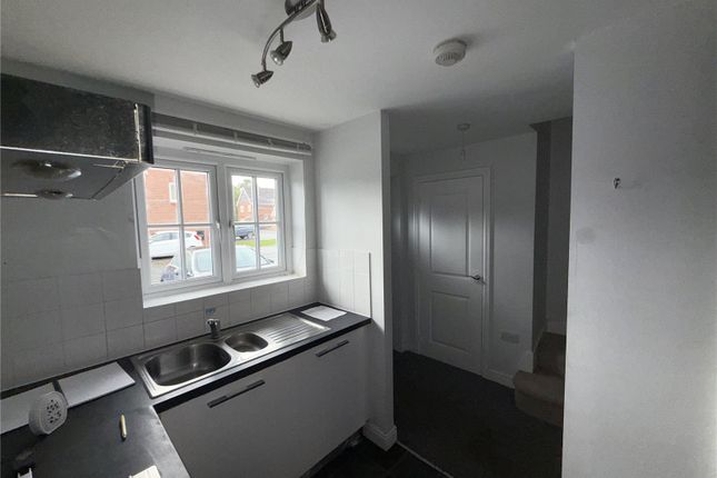 29, Campion Grove, Staffordshire photo 4