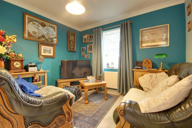 3, Robin Close, Brough photo 2