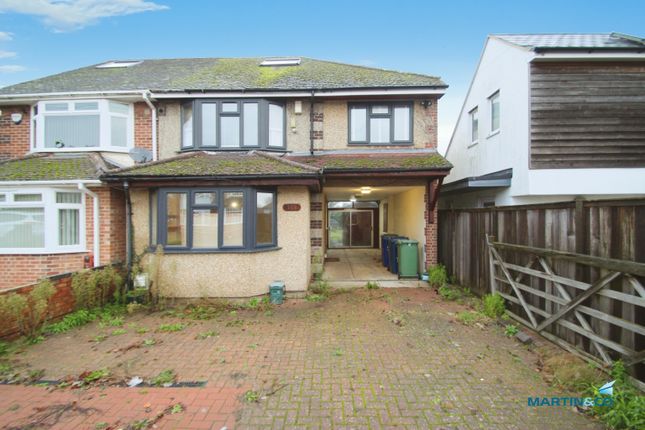 Shared accommodation to rent in Merewood Avenue, Headington, Oxford