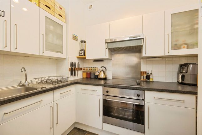 Flat 1, 3, Mount Sion, Kent photo 3