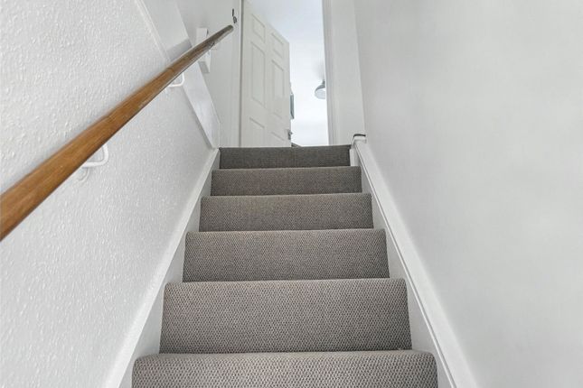 1A Grayshott Terrace,, Crossways Road, Hindhead photo 3