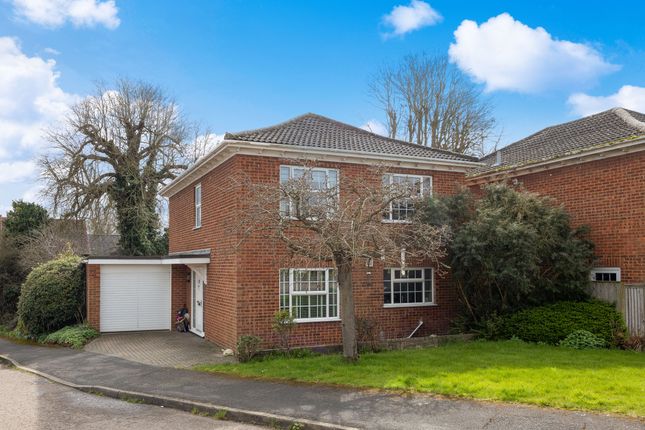 Detached house for sale in Barnett Way, Bierton, Aylesbury, Buckinghamshire