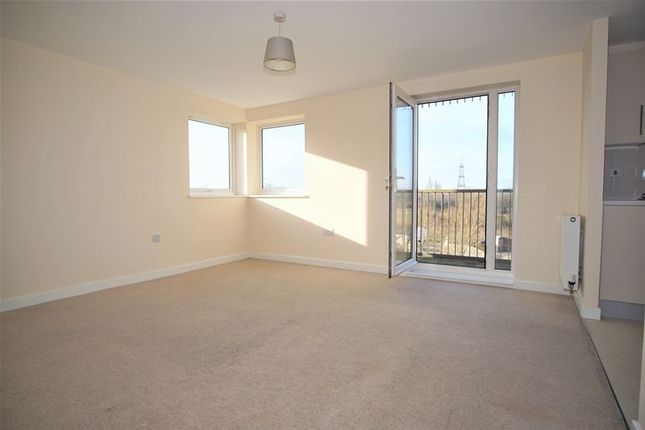 Flat 9, 68, Longhorn Avenue, Gloucester photo 2