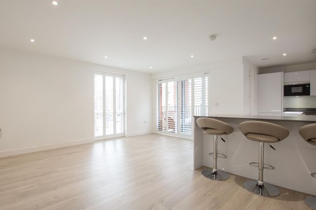 9 Carousel House, Joseph Terry Grove, York photo 2