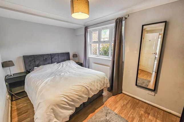 Flat for sale in Freemasons Road, Canning Town, London