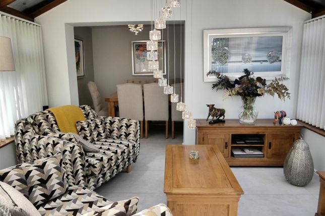 6, Westerham Walk, Calne photo 3