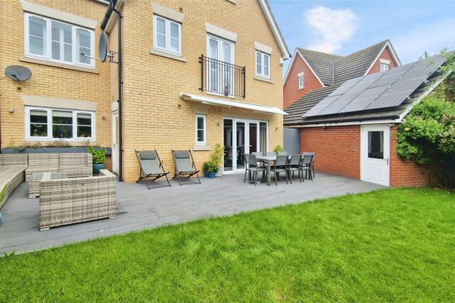 Detached house for sale in Mountford Close, Little Canfield, Dunmow