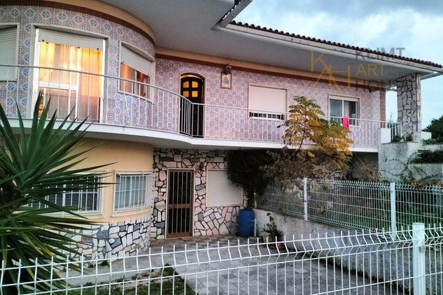 Detached house for sale in R. Eng. Guilherme Delgado, 2300 Tomar, Portugal