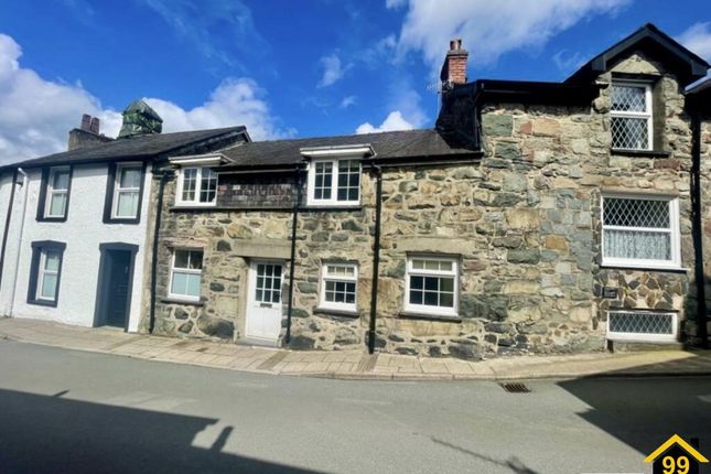 5, Meyrick Square, Dolgellau photo 3