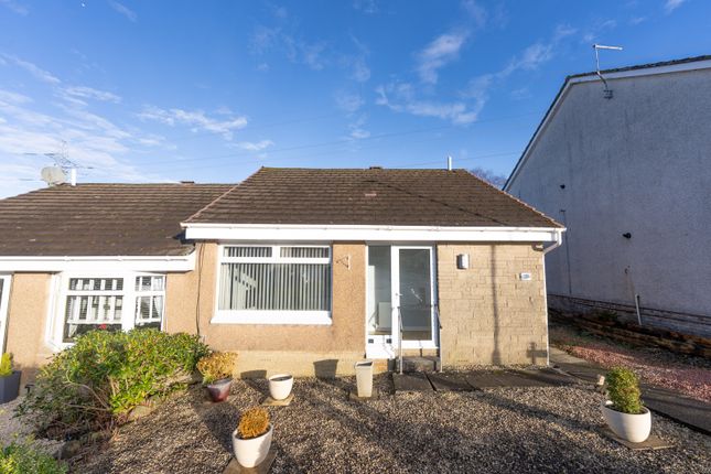2-bed house on 18 Dunnet Avenue, Glenmavis, Airdrie, £135,000