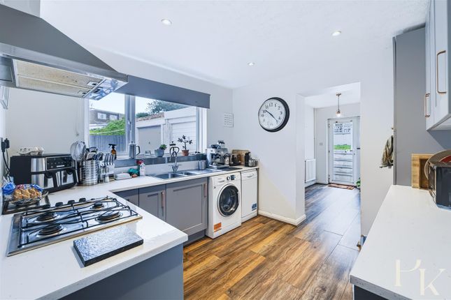 3, Park Close, Hove photo 3
