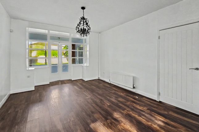 21 Balmoral Avenue, Manchester photo 3