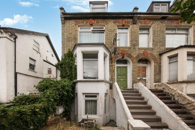 1-bed flat on 22b Clifton Road, London, £230,000
