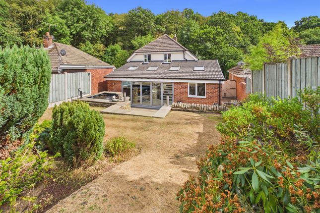 13, Stonelow Crescent, Dronfield photo 2