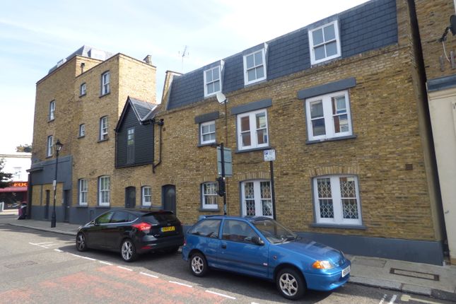 Terraced house for sale in Medway Road, London