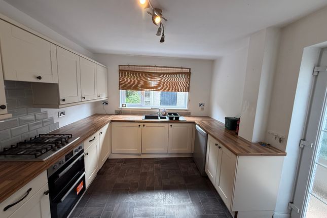 18, Swansea photo 4