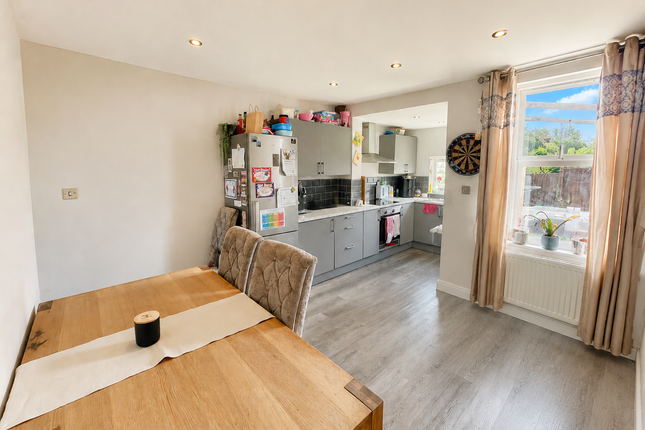 36, Nottingham photo 2