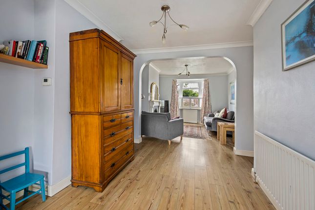 45, Berkeley Drive, West Molesey photo 3