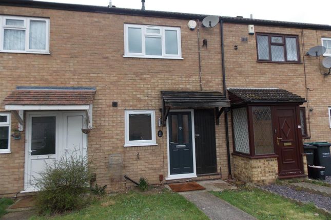 Terraced house to rent in Abbots Field, Gravesend