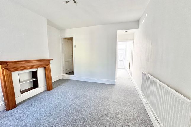 73, Albert Road, Coalville photo 3