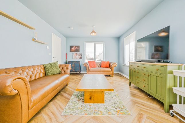 53, Thomas Clarke Road, Cowbridge photo 4