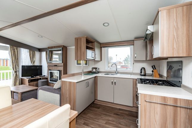 Mobile/park home for sale in Tattershall Lakes Country Park, Tattershall, Lincoln
