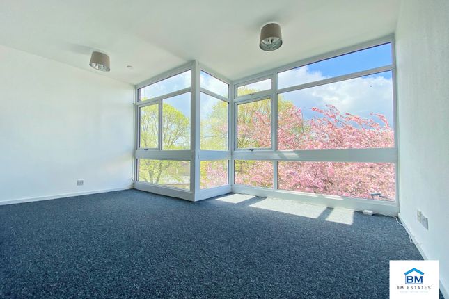 Thumbnail Flat for sale in Falmouth Road, Leicester