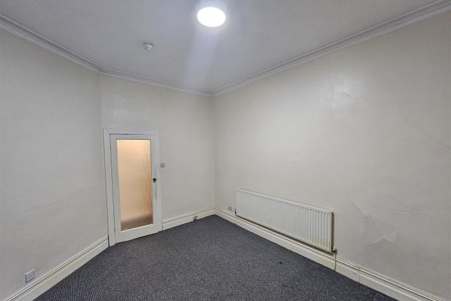 Flat 4, 31, Middleton Road, Manchester photo 4