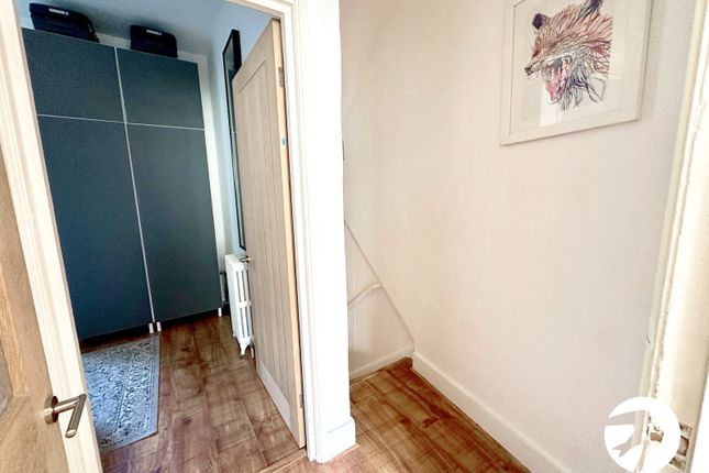 Flat for sale in Littlewood, Hither Green, London