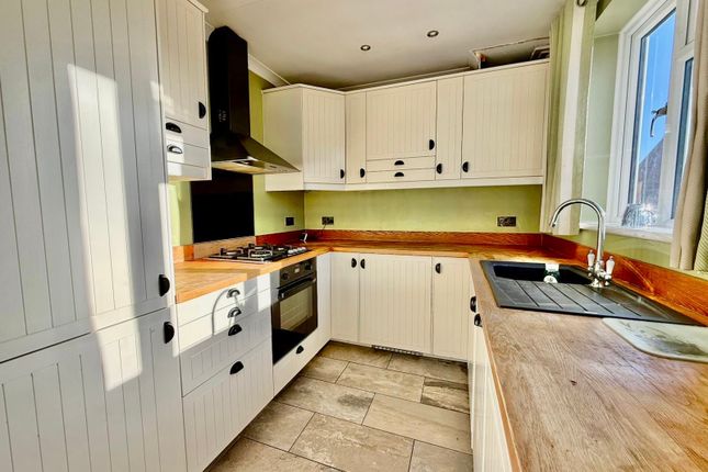 6, South Ockendon photo 4