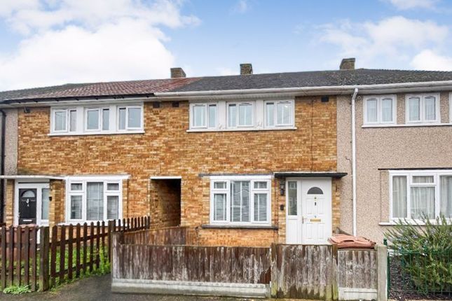 Terraced house for sale in Swale Close, Aveley, South Ockendon