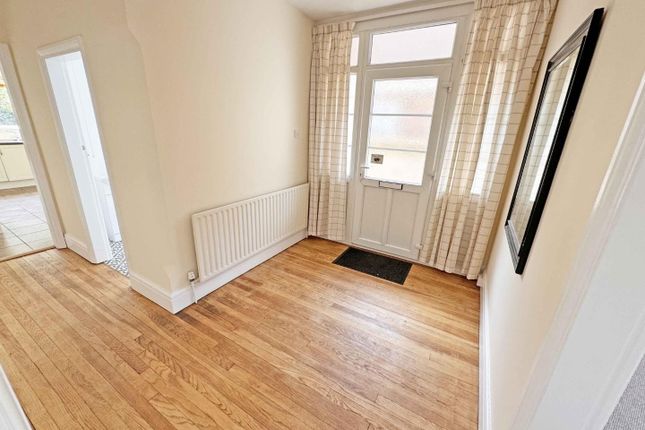 99, Catesby Road, Rugby photo 2