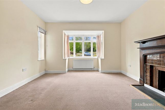 6, Broomhill Walk, Woodford Green photo 4
