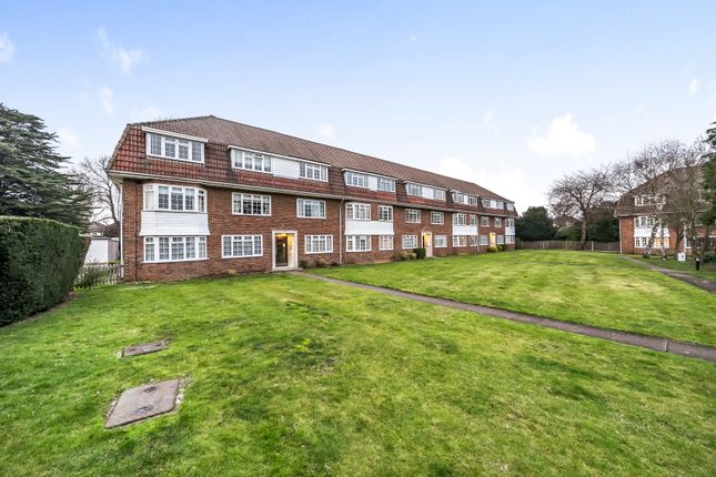 Flat for sale in Hemingford Road, Cheam, Sutton