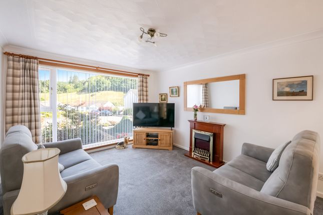 10, Boyd Avenue, Crieff photo 4