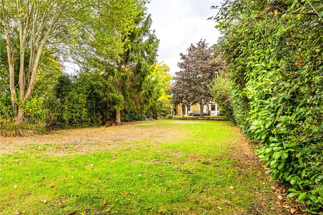 Leighton Road, Northall photo 4