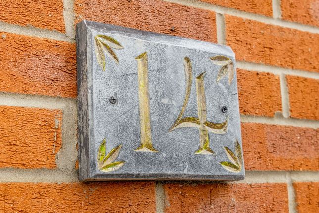 14, Westwood Drive, Lincoln photo 4