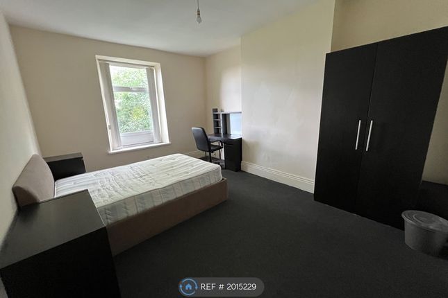 Room to rent in Crookesmoor Road, Sheffield