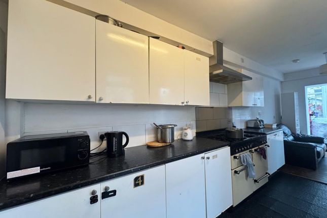 52 Peel Street, Hull photo 4