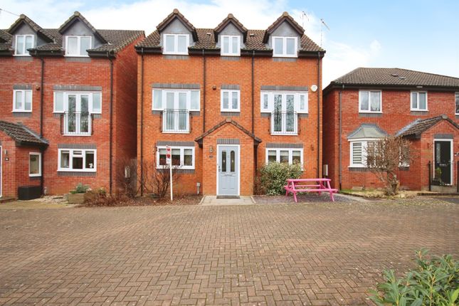 Thumbnail Town house for sale in Withy Bank, Leamington Spa