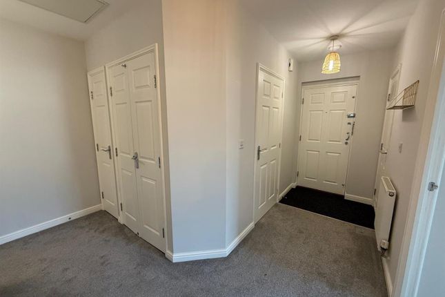 84, Trefoil Gardens, Stourbridge photo 2