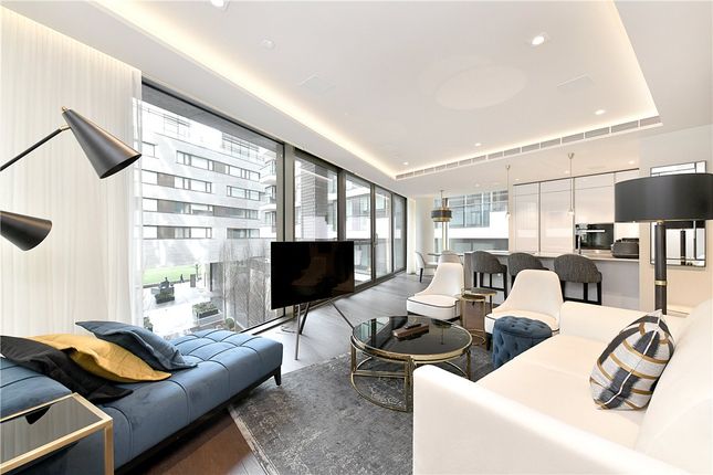 Flat to rent in Crown Square, 1 Tower Bridge, London