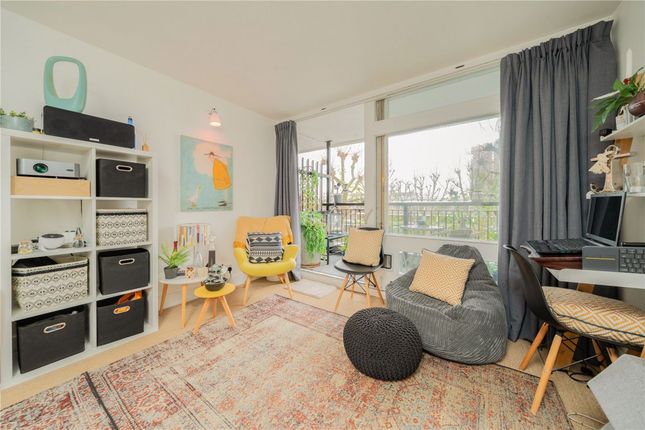 1-bed flat on Flat 14, Trellick Tower, 5, Golborne Road, London, £350,000