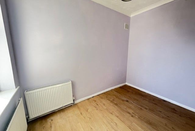 195, Bury Street, London photo 3